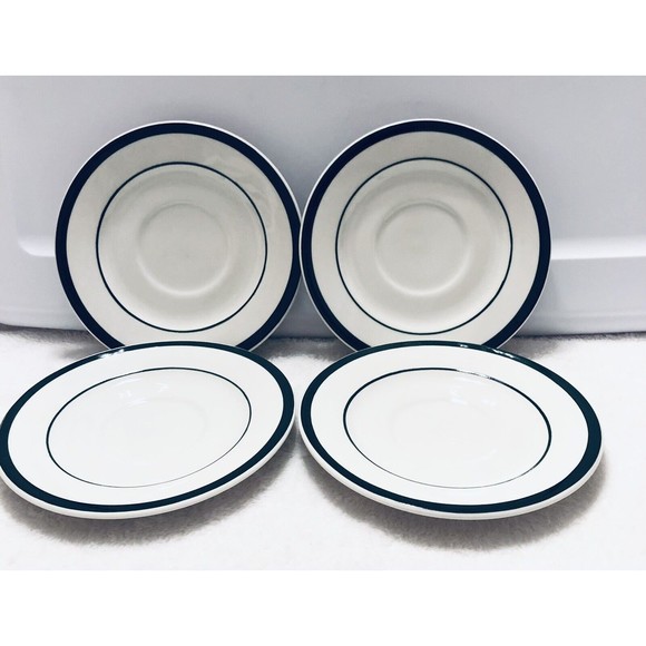Totally‎ Today Christmas 6.5”  Plates Lot Of 4 White Green - Picture 1 of 3